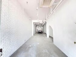 Beach Road (D7), Shop House #568035411